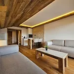 Apartment Magnifique Attique Avec Vue Sur Le De La Moubra Crans-Montana