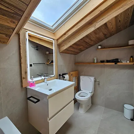 Magnifique Attique Avec Vue Sur Le De La Moubra Crans-Montana