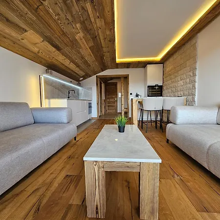Appartement Magnifique Attique Avec Vue Sur Le De La Moubra