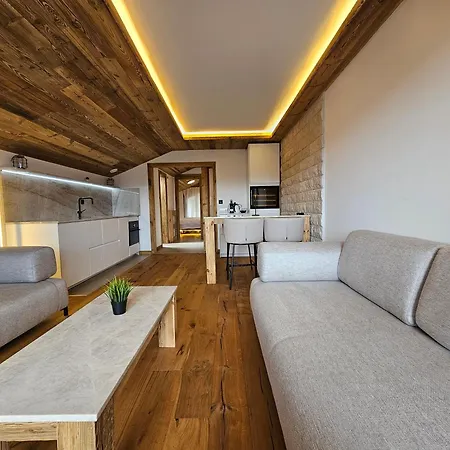 Apartment Magnifique Attique Avec Vue Sur Le De La Moubra