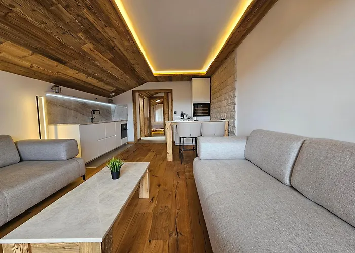 Apartment Magnifique Attique Avec Vue Sur Le De La Moubra