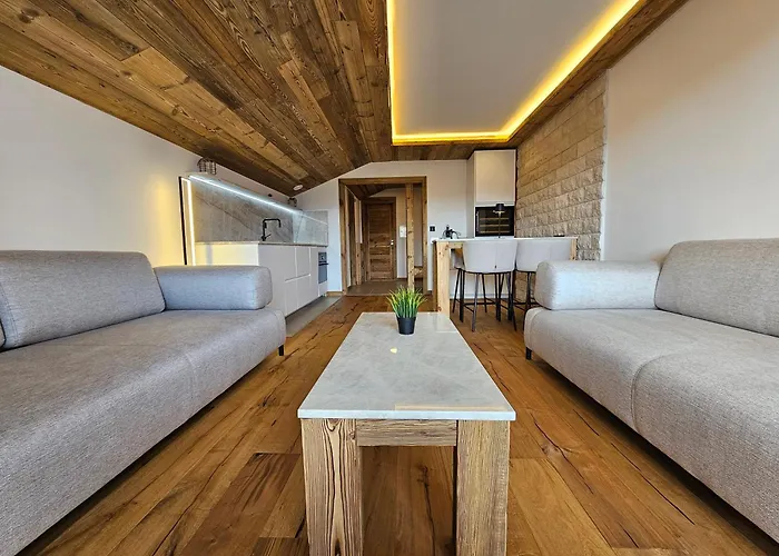 Magnifique Attique Avec Vue Sur Le De La Moubra